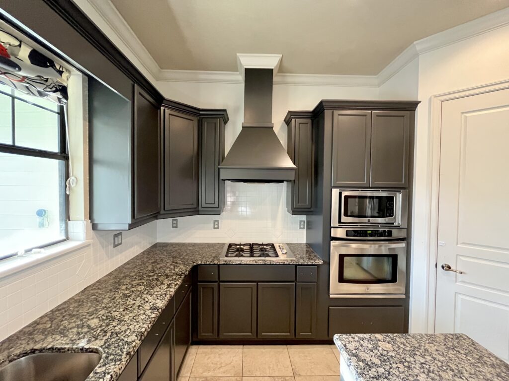 painted cabinets of a kitchen