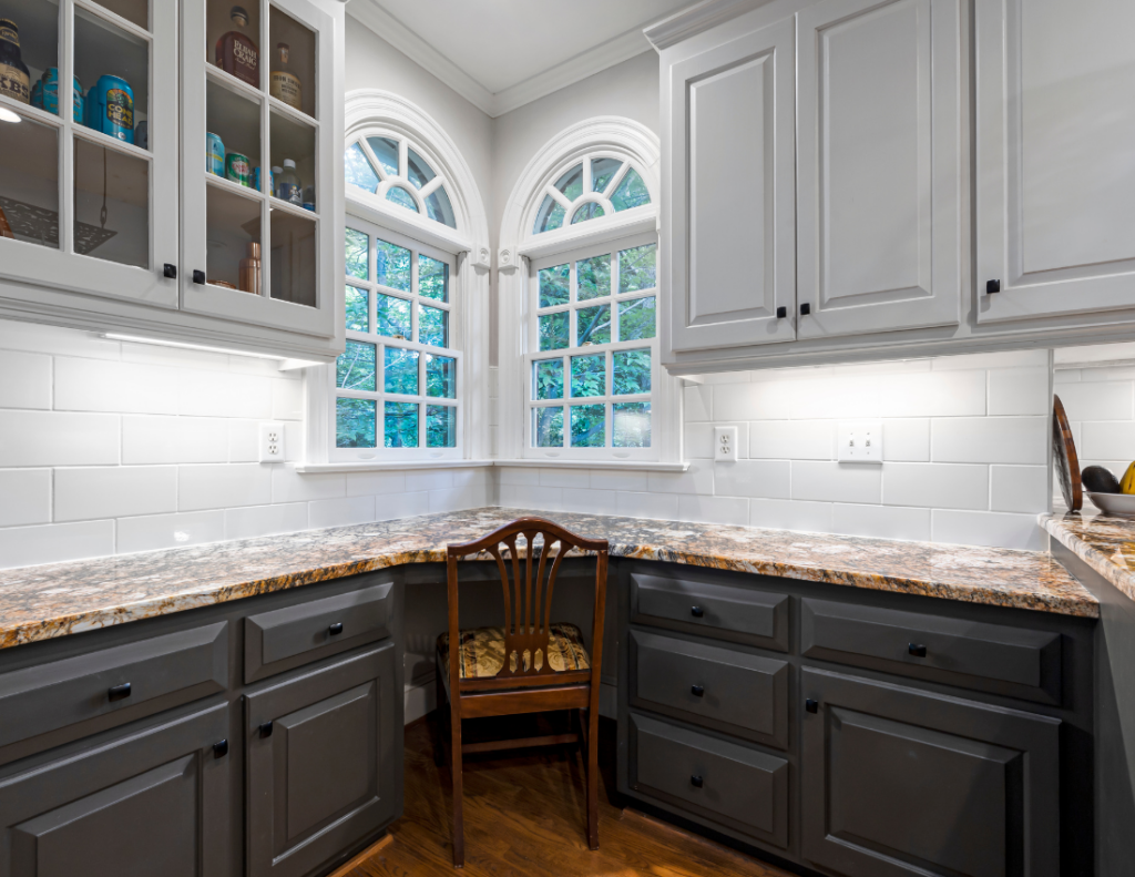 how to paint two tone kitchen cabinet