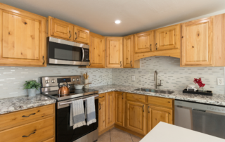 how to stain your cabinets